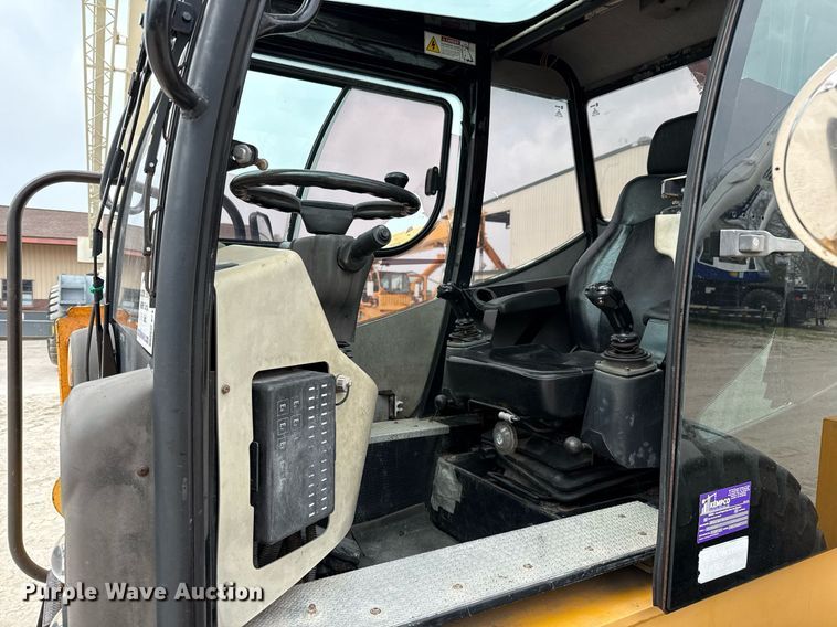 image for item ED5563 Manitex M-150 crane