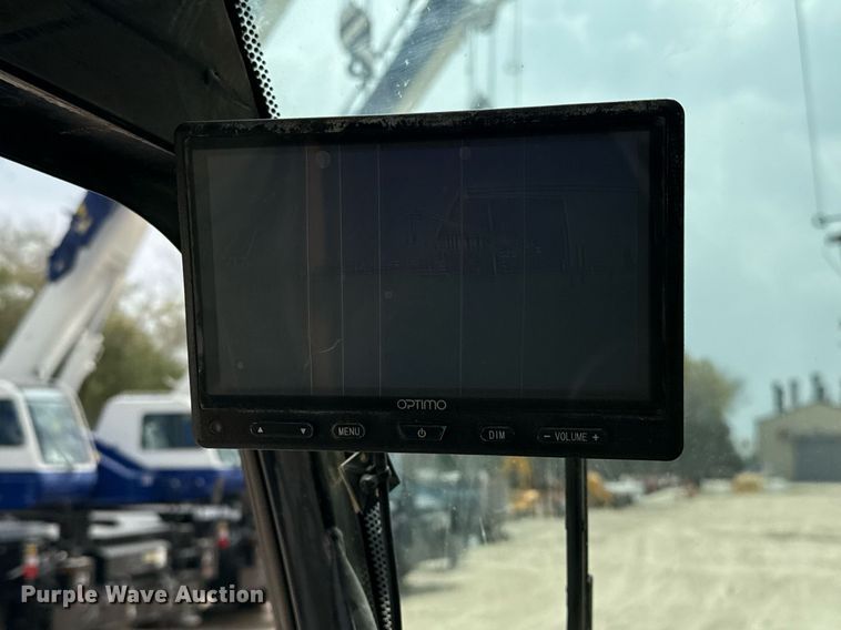 image for item ED5563 Manitex M-150 crane