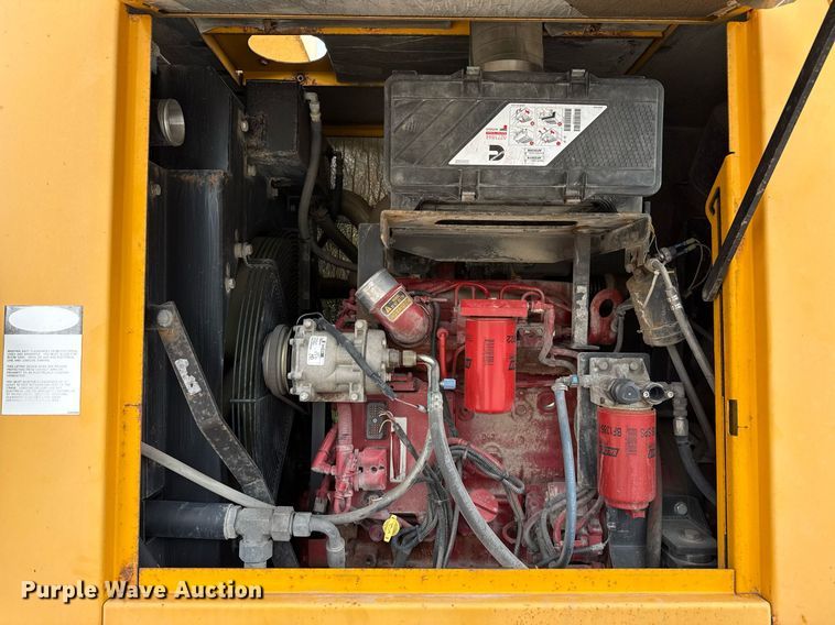 image for item ED5563 Manitex M-150 crane