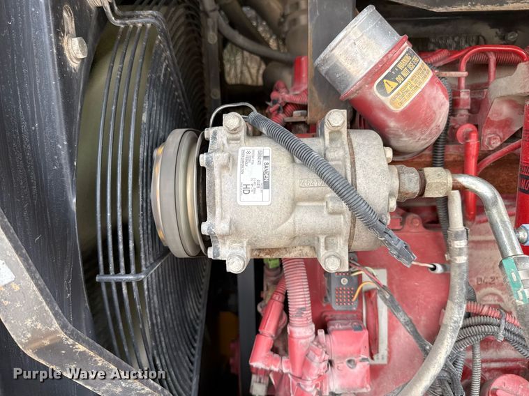 image for item ED5563 Manitex M-150 crane