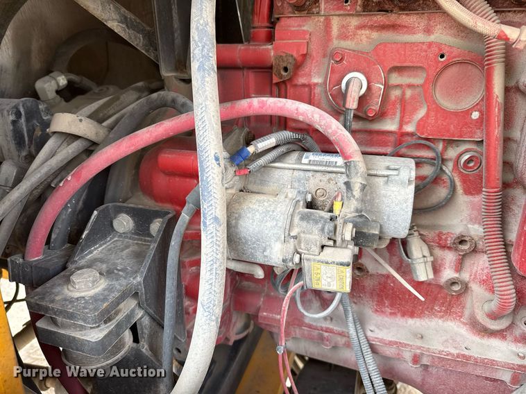 image for item ED5563 Manitex M-150 crane