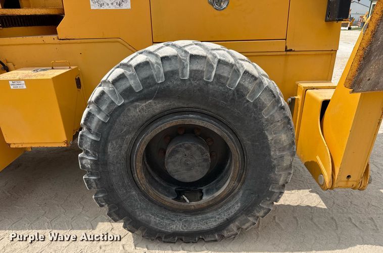 image for item ED5563 Manitex M-150 crane