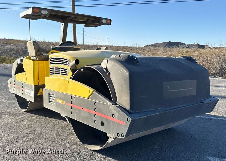 image for item ED5568 Hypac C784A double drum vibratory roller