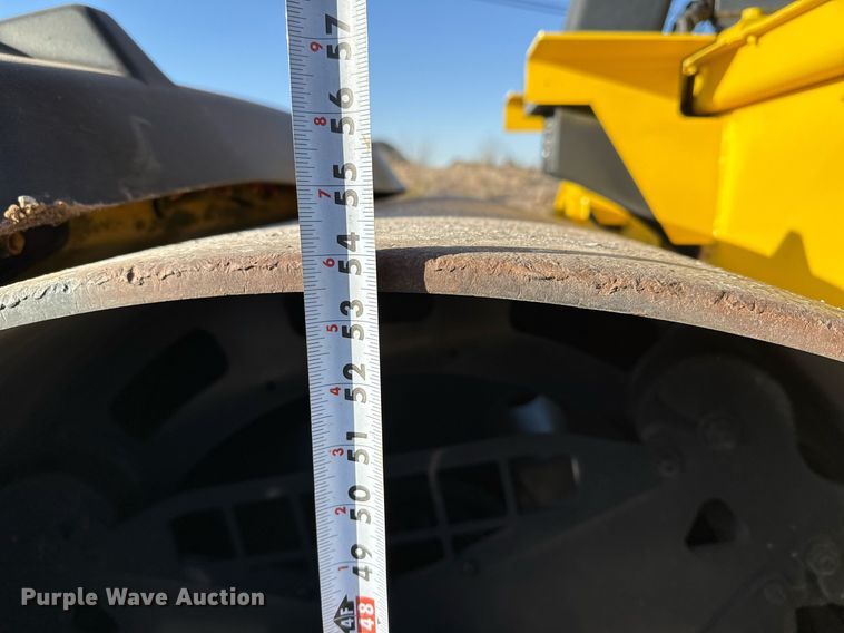 image for item ED5568 Hypac C784A double drum vibratory roller