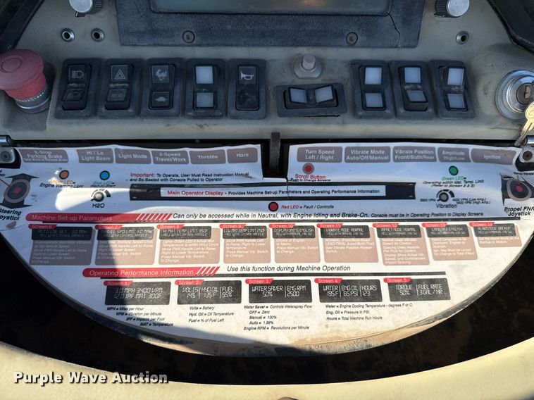 image for item ED5568 Hypac C784A double drum vibratory roller