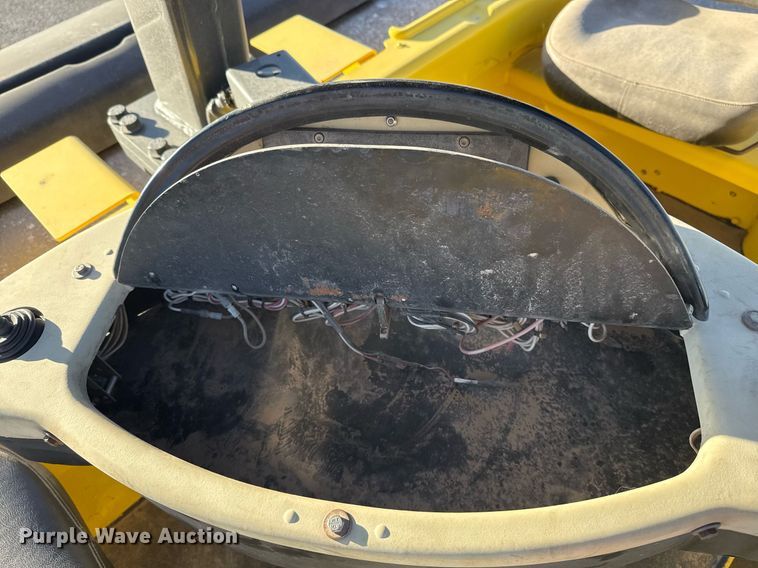 image for item ED5568 Hypac C784A double drum vibratory roller