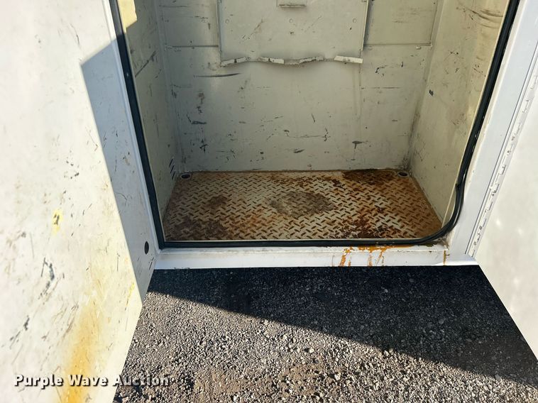 image for item EG1112 2013 Ford F550 Super Duty  Crew Cab utility / service truck