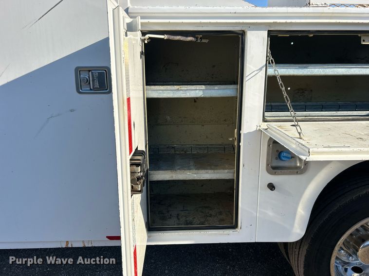 image for item EG1112 2013 Ford F550 Super Duty  Crew Cab utility / service truck