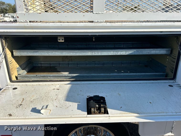 image for item EG1112 2013 Ford F550 Super Duty  Crew Cab utility / service truck