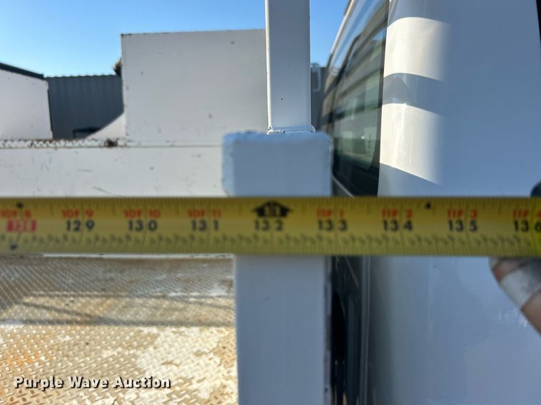 image for item EG1112 2013 Ford F550 Super Duty  Crew Cab utility / service truck