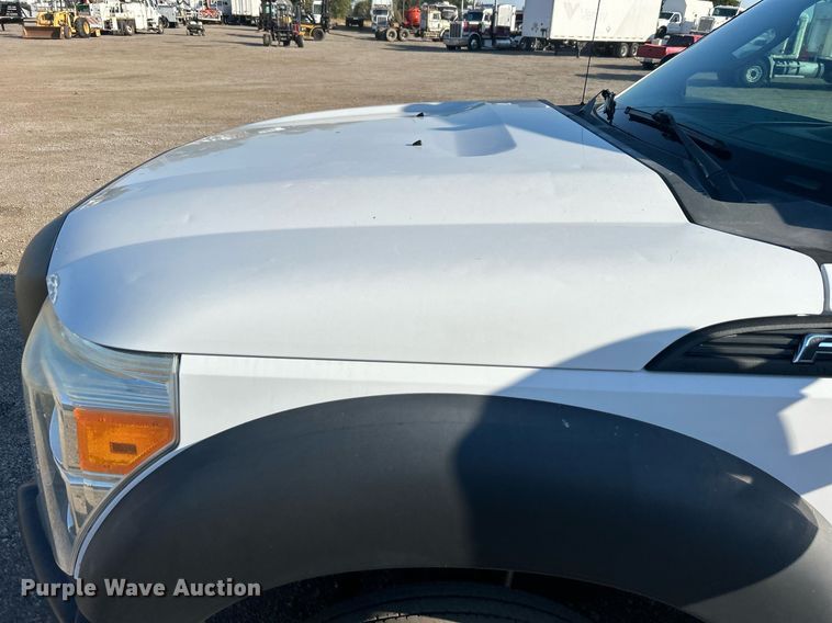 image for item EG1112 2013 Ford F550 Super Duty  Crew Cab utility / service truck