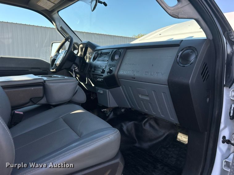 image for item EG1112 2013 Ford F550 Super Duty  Crew Cab utility / service truck