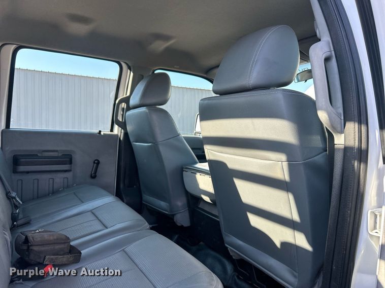 image for item EG1112 2013 Ford F550 Super Duty  Crew Cab utility / service truck