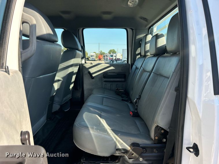 image for item EG1112 2013 Ford F550 Super Duty  Crew Cab utility / service truck