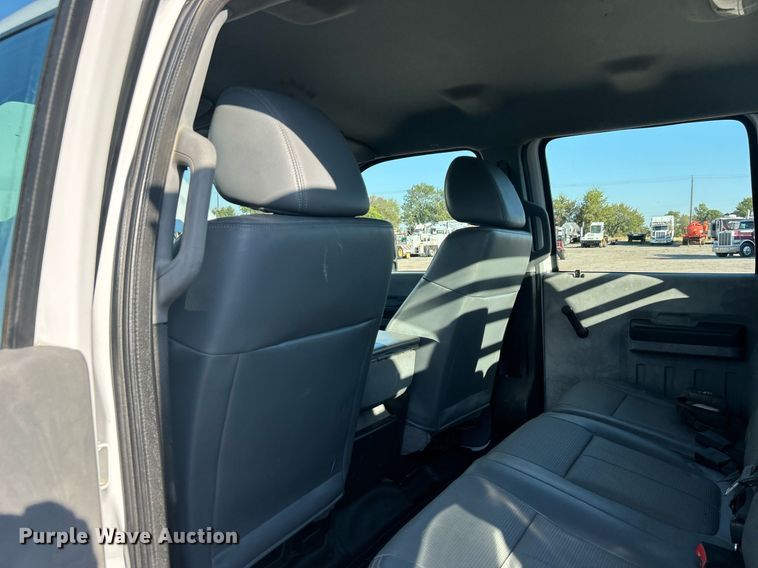 image for item EG1112 2013 Ford F550 Super Duty  Crew Cab utility / service truck