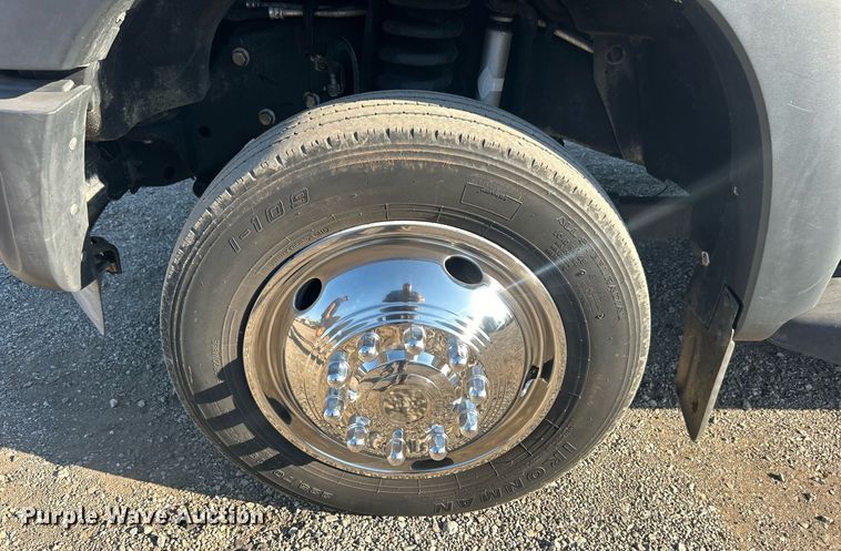 image for item EG1112 2013 Ford F550 Super Duty  Crew Cab utility / service truck