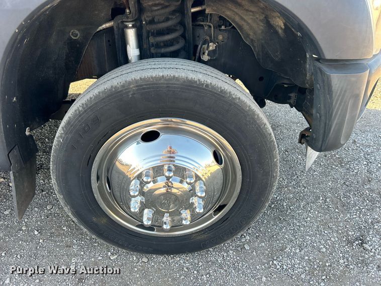 image for item EG1112 2013 Ford F550 Super Duty  Crew Cab utility / service truck