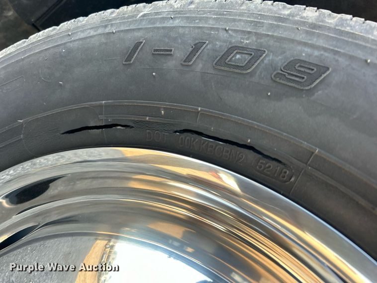 image for item EG1112 2013 Ford F550 Super Duty  Crew Cab utility / service truck