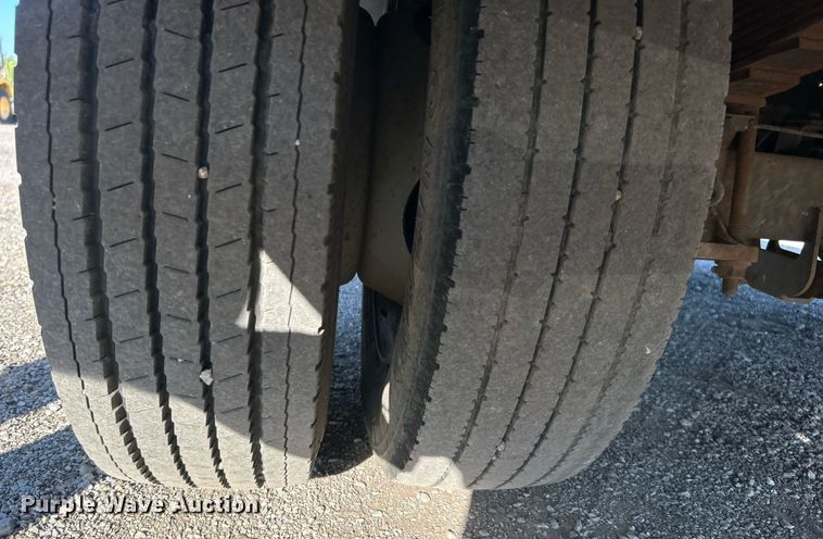 image for item EG1112 2013 Ford F550 Super Duty  Crew Cab utility / service truck