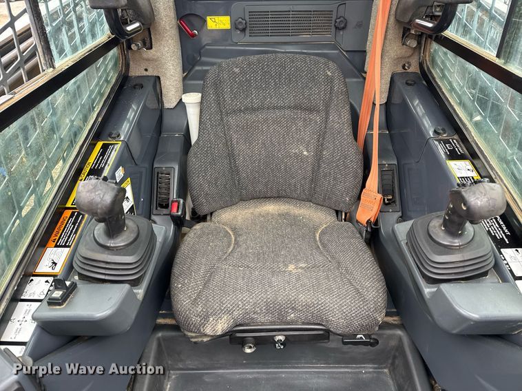 image for item EG2465 2017 John Deere 331G tracked skid steer loader