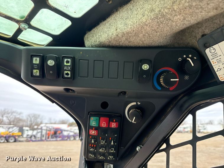 image for item EG2465 2017 John Deere 331G tracked skid steer loader