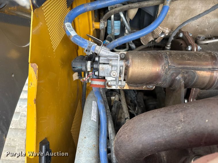 image for item EG2465 2017 John Deere 331G tracked skid steer loader