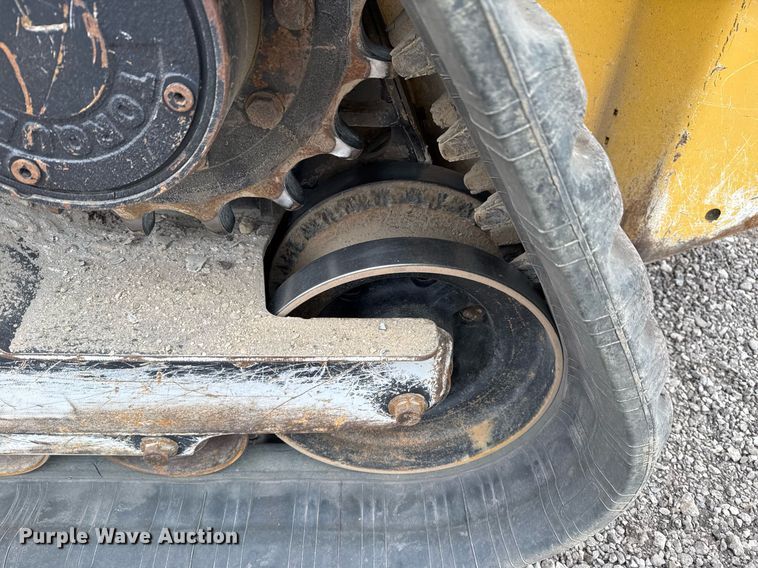 image for item EG2465 2017 John Deere 331G tracked skid steer loader