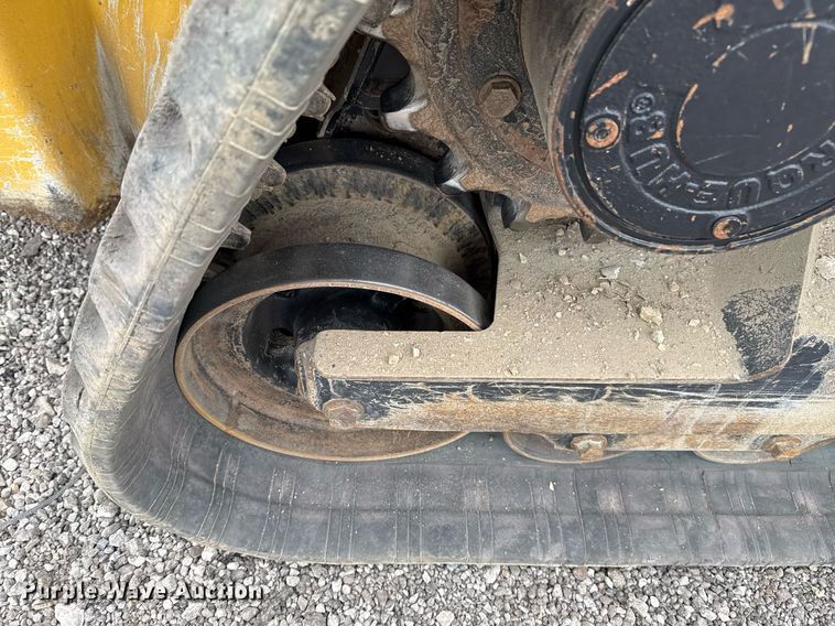 image for item EG2465 2017 John Deere 331G tracked skid steer loader