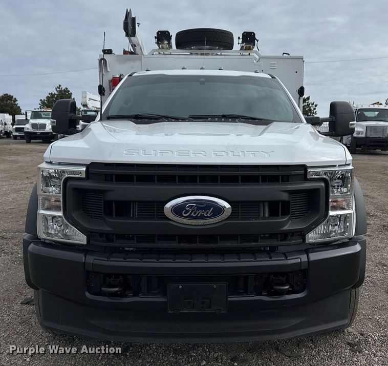 image for item EG2490 2022 Ford F550 utility / service truck