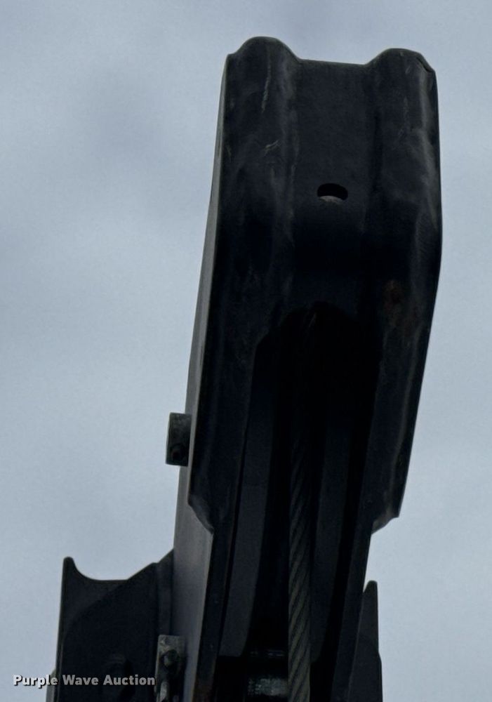 image for item EG2490 2022 Ford F550 utility / service truck