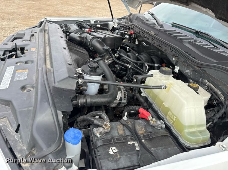 image for item EG2490 2022 Ford F550 utility / service truck