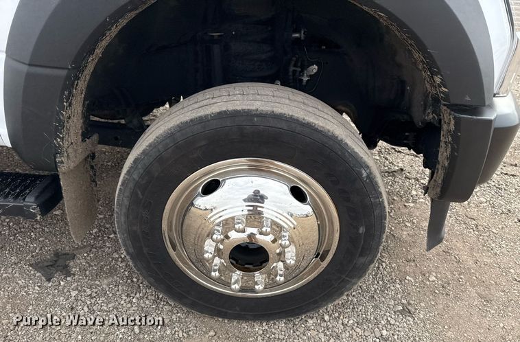 image for item EG2490 2022 Ford F550 utility / service truck