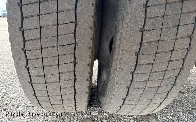 image for item EG2490 2022 Ford F550 utility / service truck