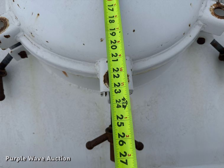 image for item EG2566 2010 Mack GU713 vacuum truck