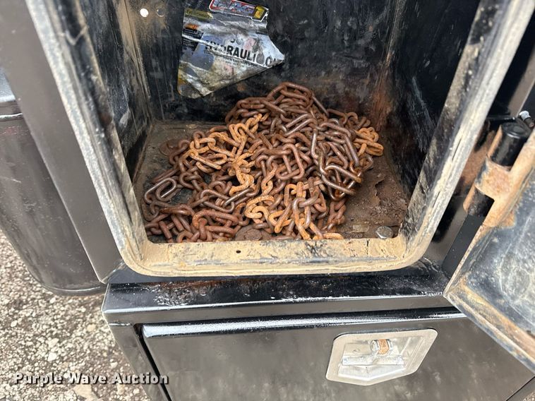 image for item EG2566 2010 Mack GU713 vacuum truck