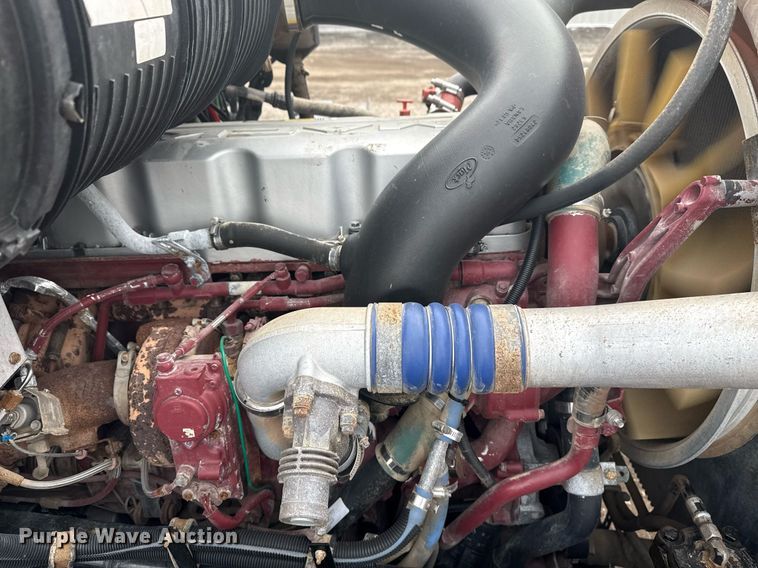 image for item EG2566 2010 Mack GU713 vacuum truck