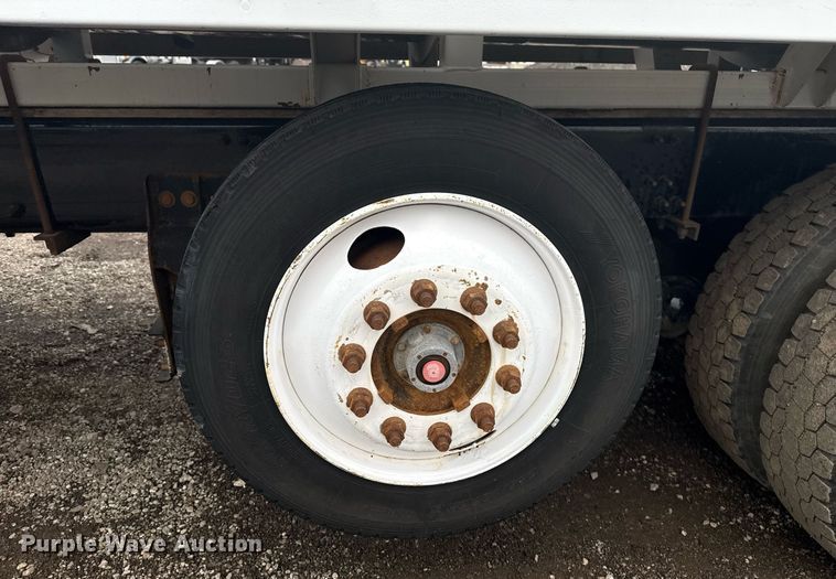 image for item EG2566 2010 Mack GU713 vacuum truck