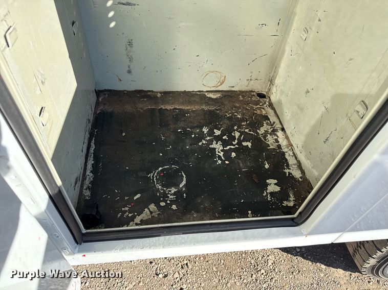 image for item EG2588 2013 Ford F550 Super Duty utility / service truck