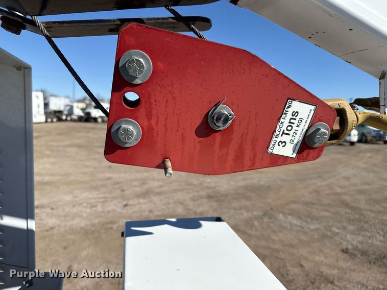 image for item EG2588 2013 Ford F550 Super Duty utility / service truck