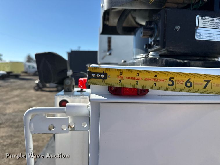 image for item EG2588 2013 Ford F550 Super Duty utility / service truck