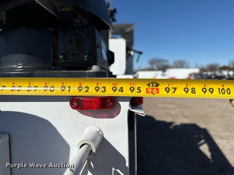 image for item EG2588 2013 Ford F550 Super Duty utility / service truck