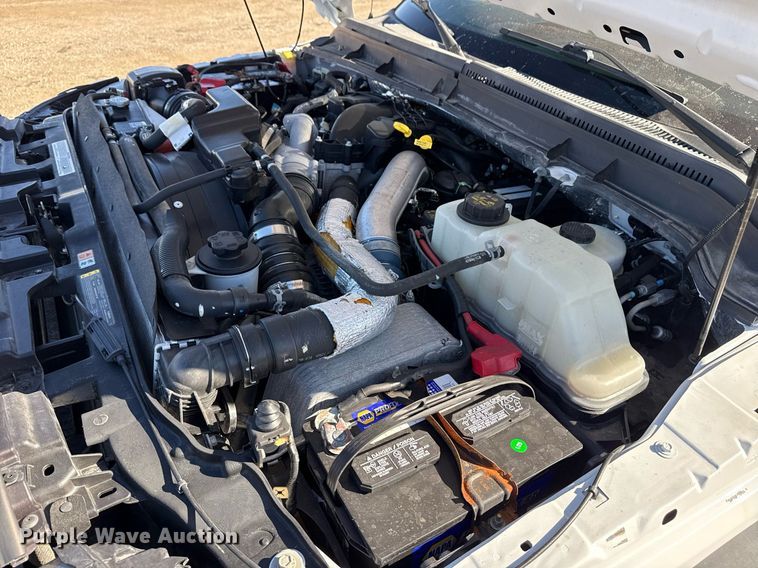 image for item EG2588 2013 Ford F550 Super Duty utility / service truck