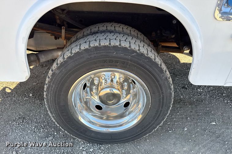 image for item EG2588 2013 Ford F550 Super Duty utility / service truck