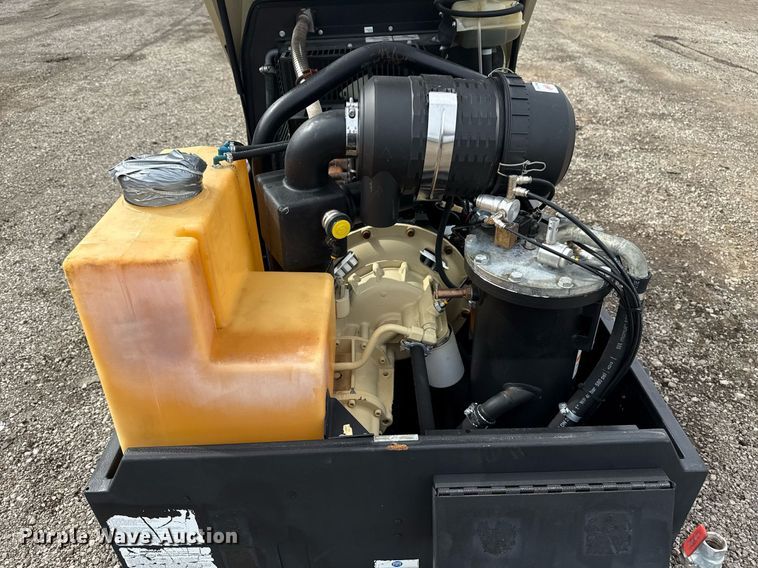 image for item EG2611 2011 Ingersoll Rand P90BWIRU air compressor