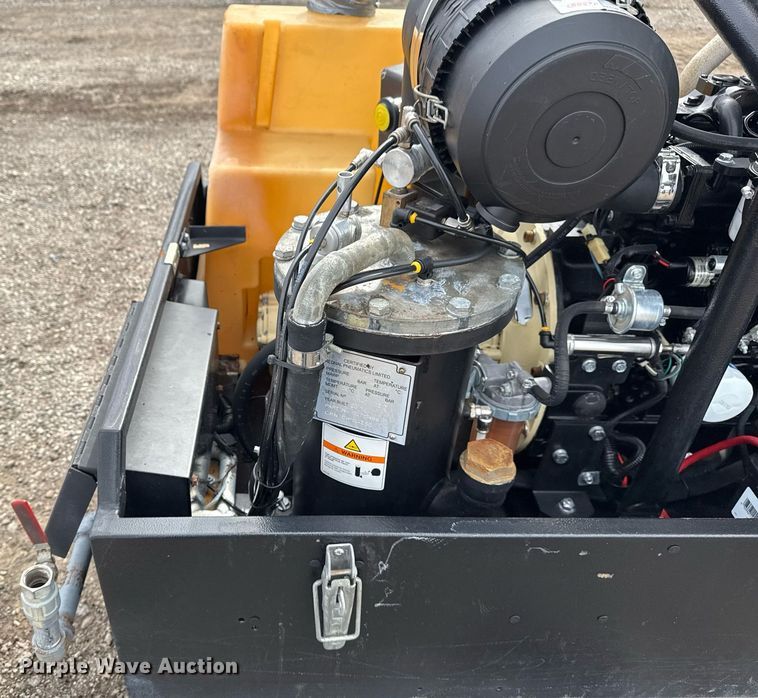 image for item EG2611 2011 Ingersoll Rand P90BWIRU air compressor