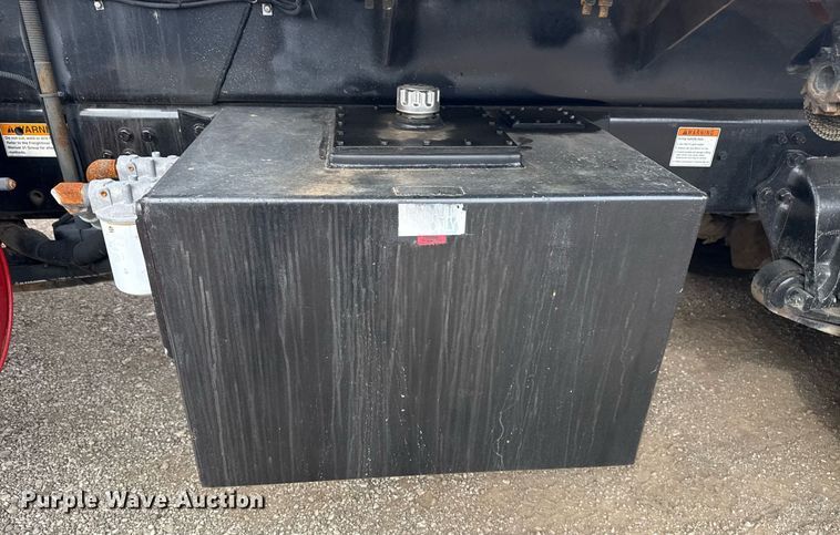 image for item EG2613 2012 Freightliner 114SD crane truck