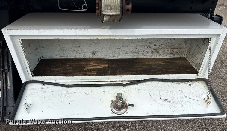 image for item EG2613 2012 Freightliner 114SD crane truck