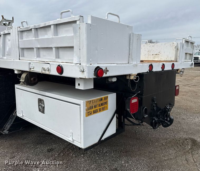 image for item EG2613 2012 Freightliner 114SD crane truck