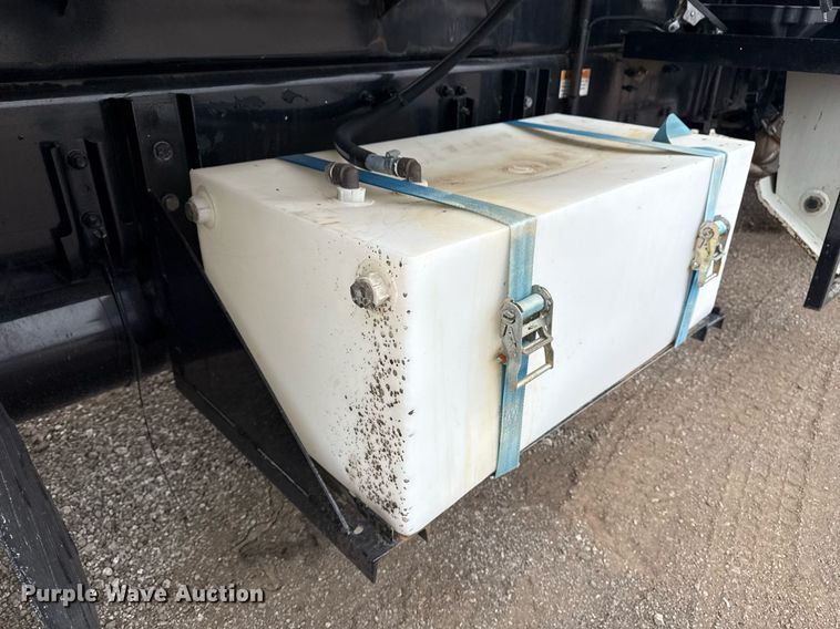 image for item EG2613 2012 Freightliner 114SD crane truck