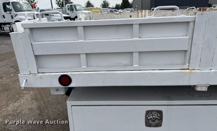 image for item EG2613 2012 Freightliner 114SD crane truck